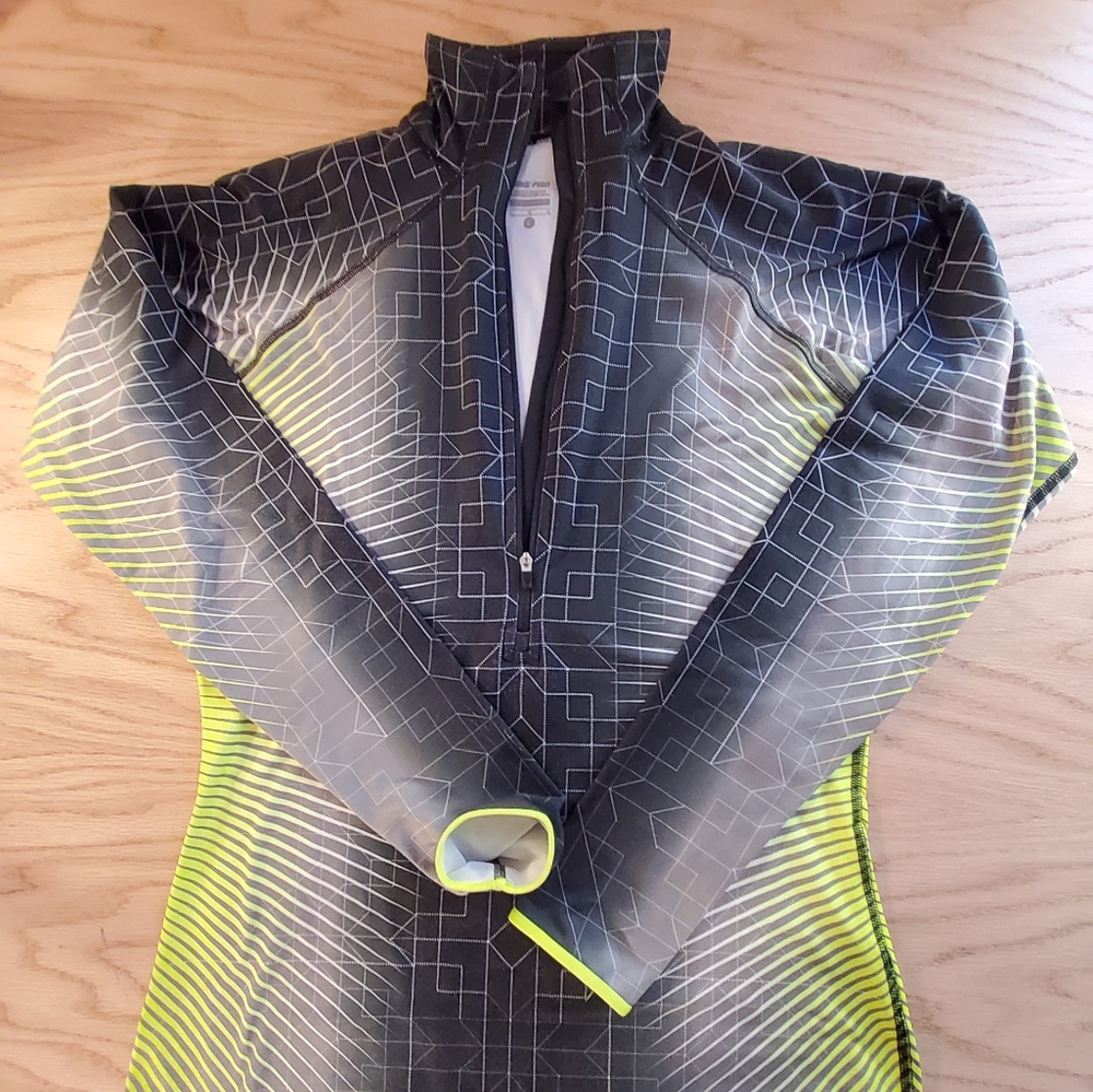 Nike Pro DriFit, Large